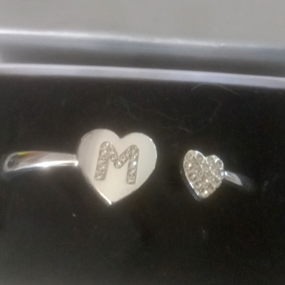 Braclet letter M on front